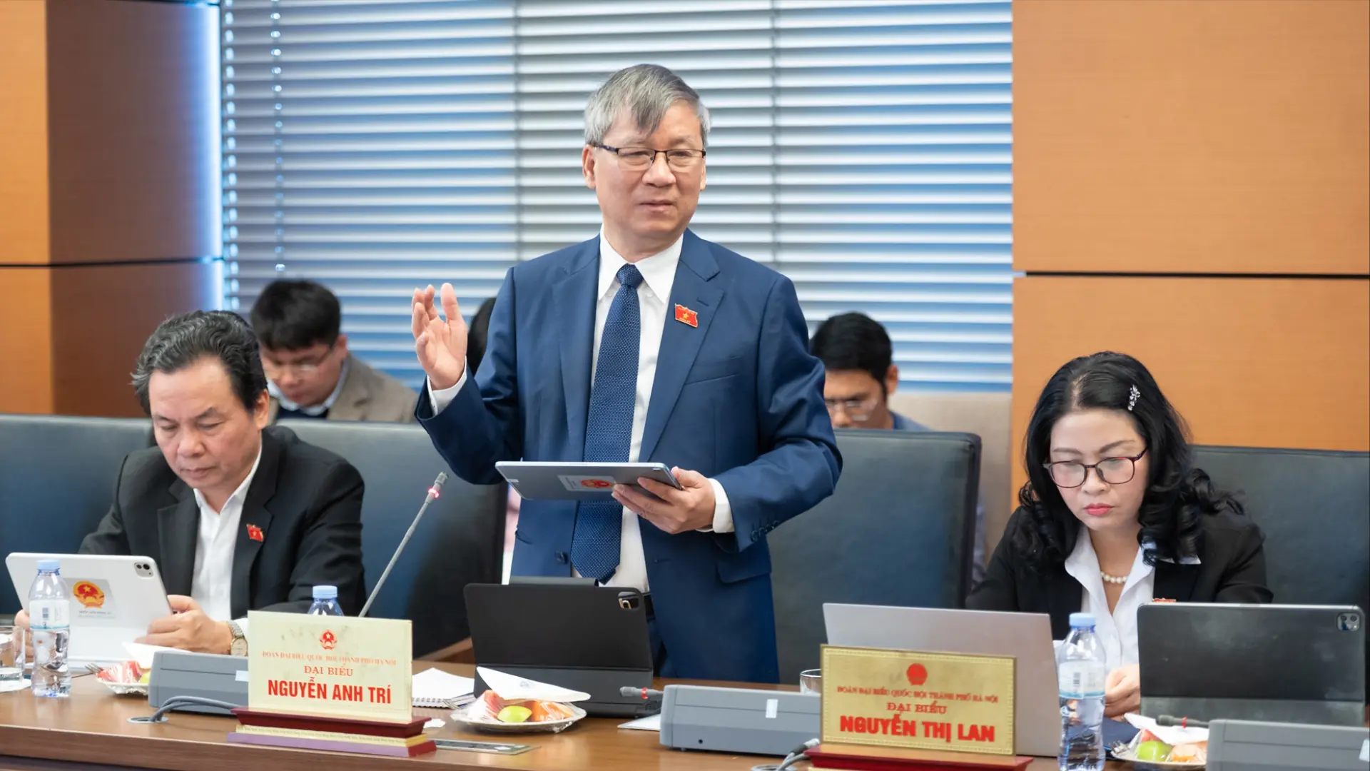 Cụ thể hóa mục tiêu phát triển giáo dục và y tế quốc gia